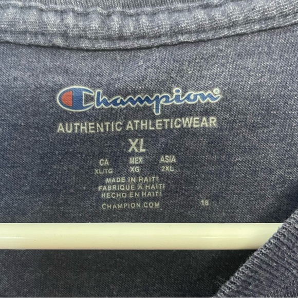 Champion men’s tshirt XL - Picture 2 of 3